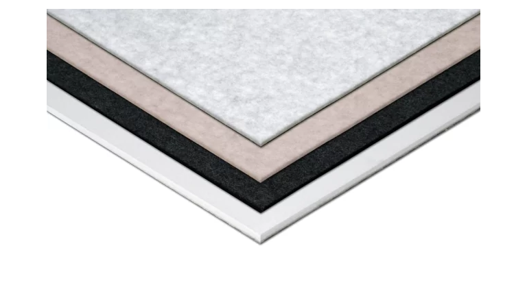 Mehrschichtige Platten: weiß, schwarz, grau.